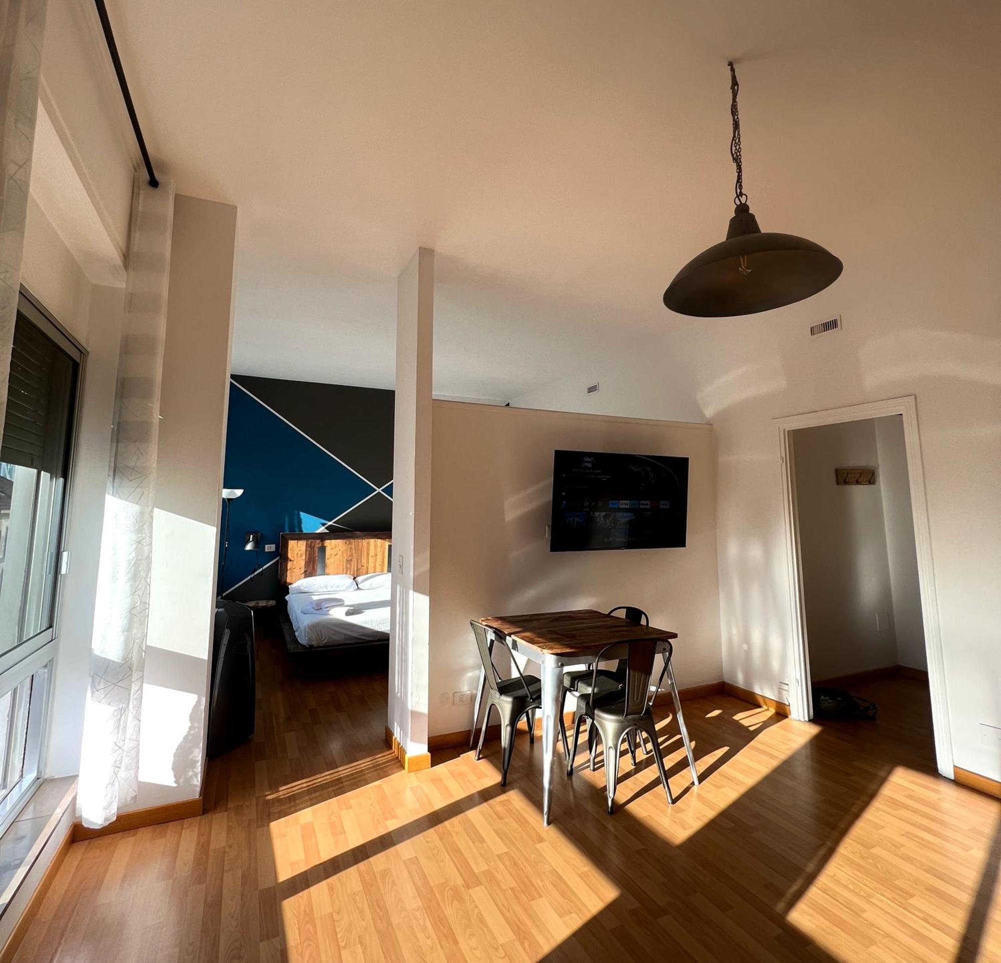 Look 4 Brera Design Apartment Milan Exterior photo